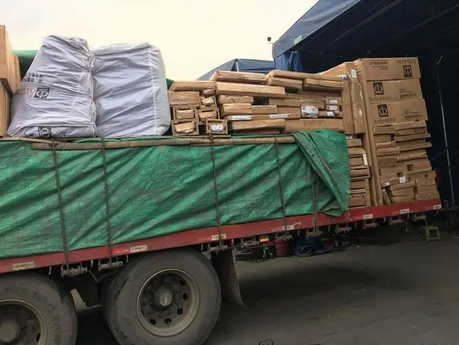 光泽家具托运